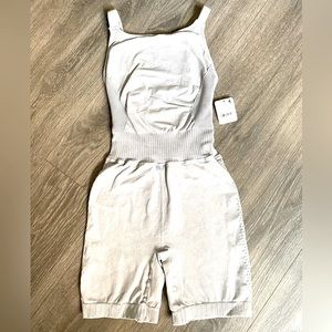 NWT Free People MOVEMENT Good Karma high neck RUNSIE in Ice Gray - Size XS/S